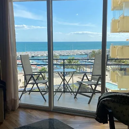 Front Line With Views Apartment